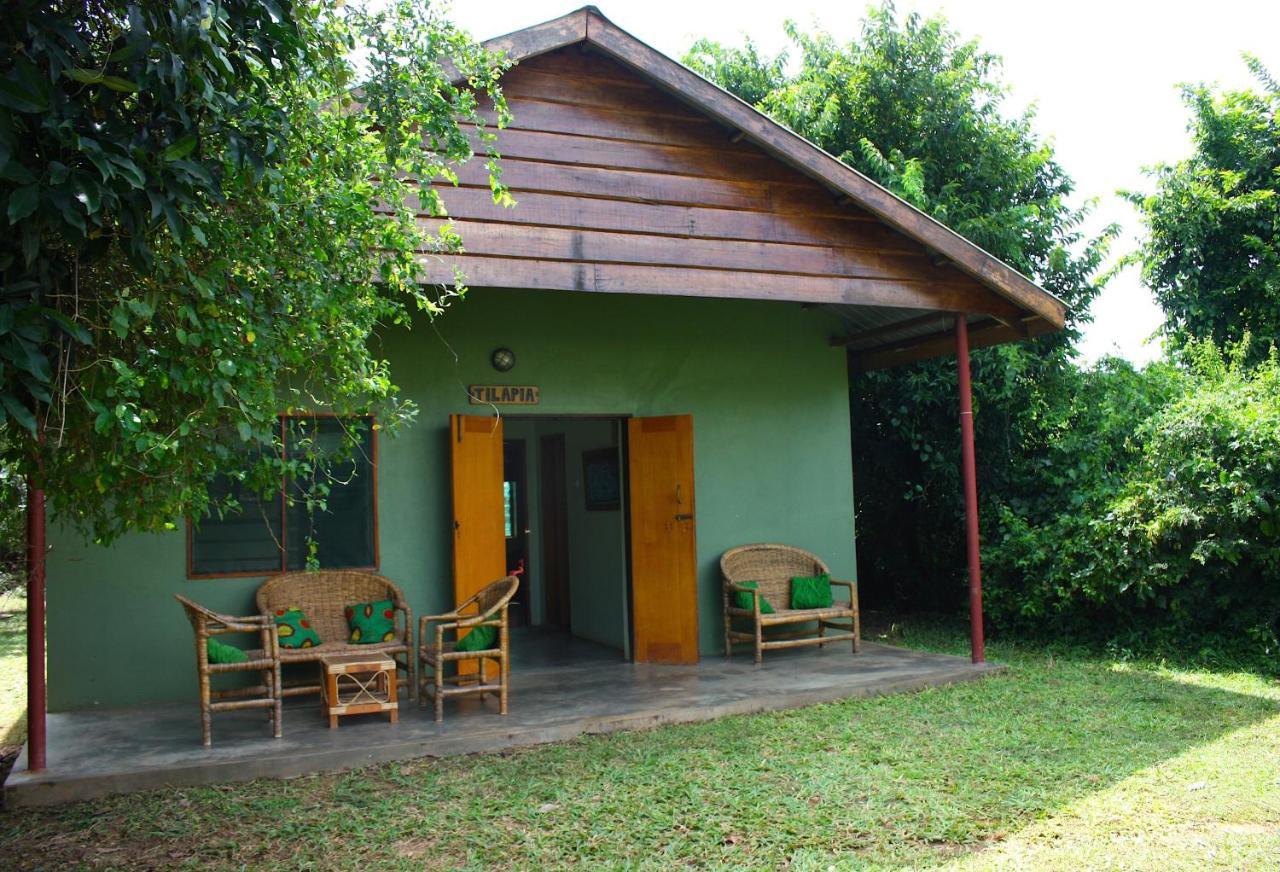 מלון Paraa Red Chilli Rest Camp מראה חיצוני תמונה