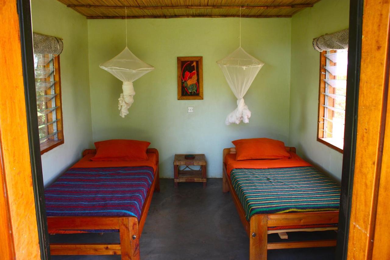 מלון Paraa Red Chilli Rest Camp מראה חיצוני תמונה