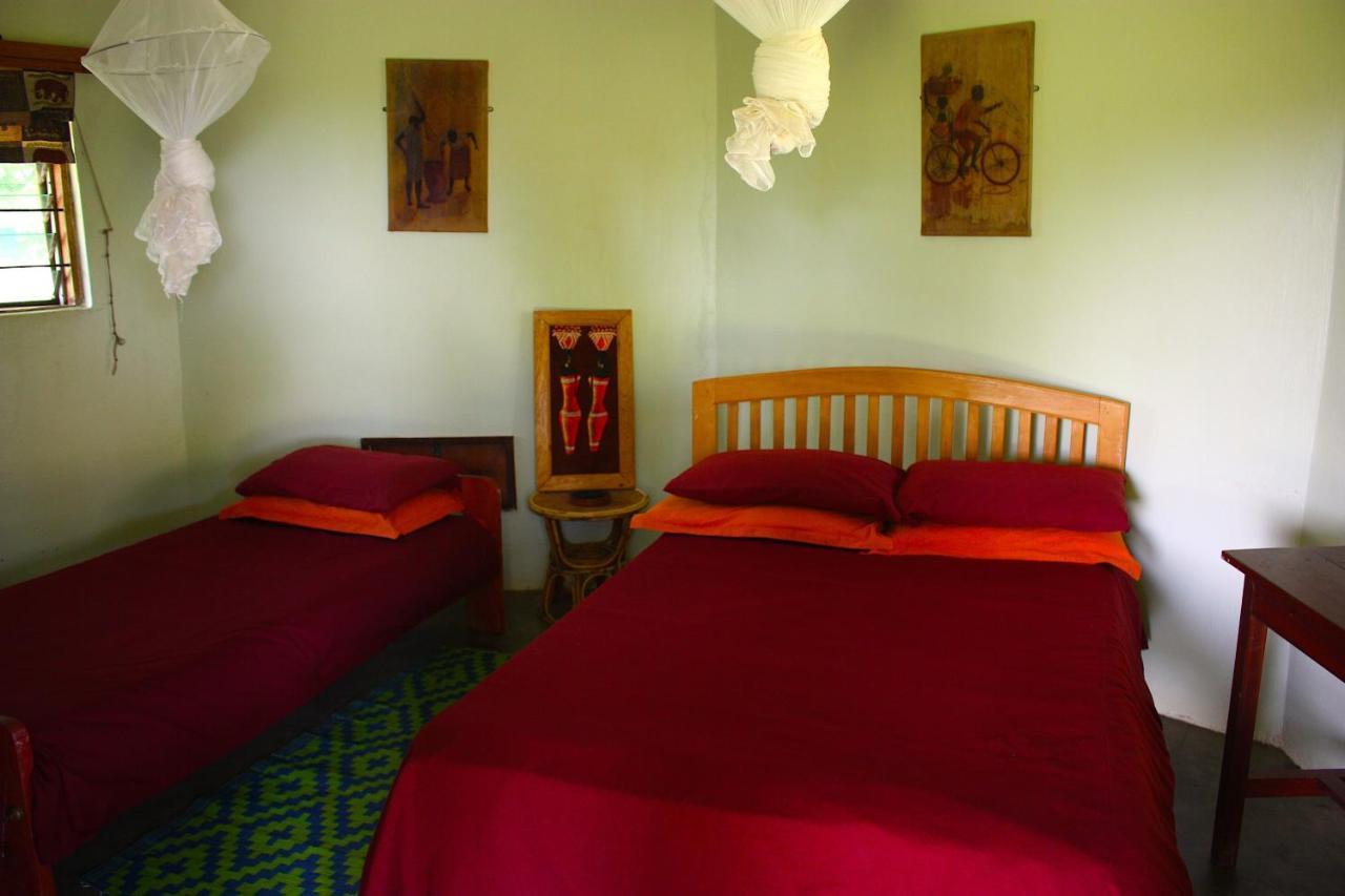 מלון Paraa Red Chilli Rest Camp מראה חיצוני תמונה